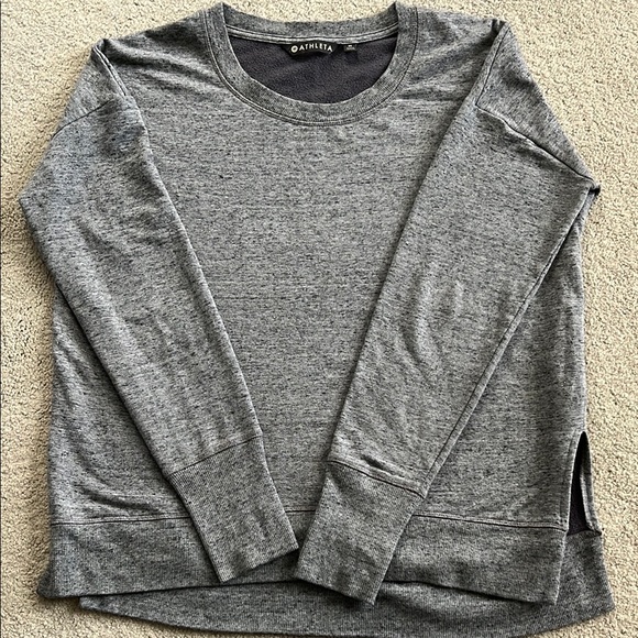 Athleta Tops - Athleta sweatshirt medium
